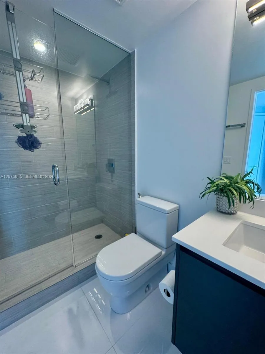 330 Sunny Isles Blvd #1001 Sunny Isles Beach, FL 33160