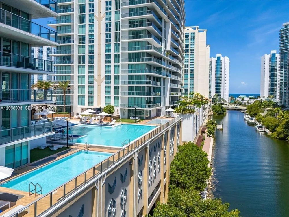 330 Sunny Isles Blvd #1001 Sunny Isles Beach, FL 33160