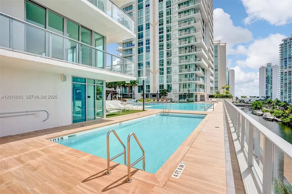 330 Sunny Isles Blvd #1001 Sunny Isles Beach, FL 33160
