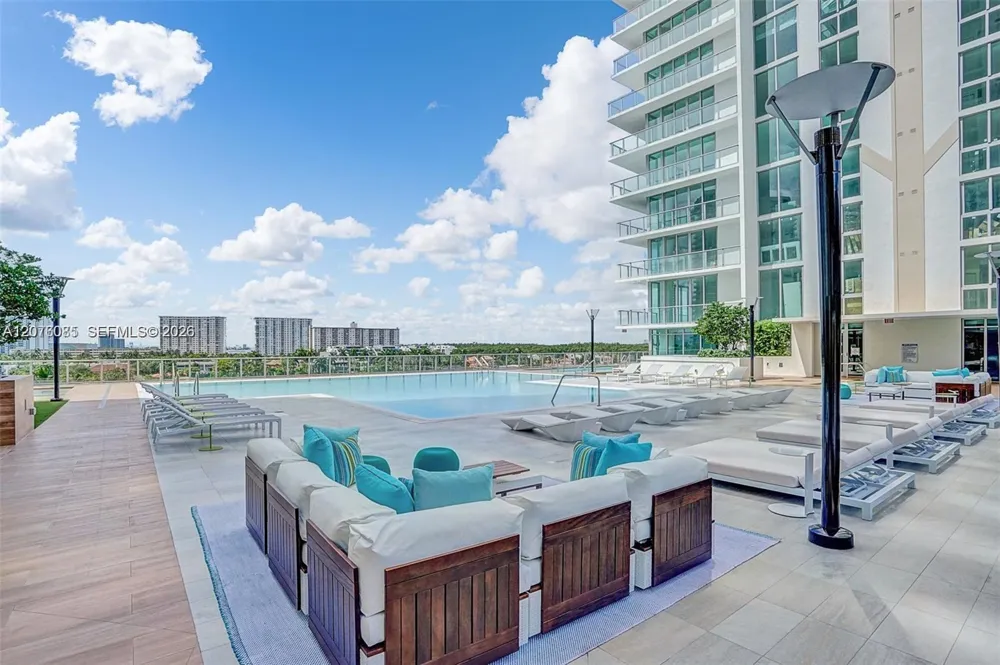 330 Sunny Isles Blvd #1001 Sunny Isles Beach, FL 33160