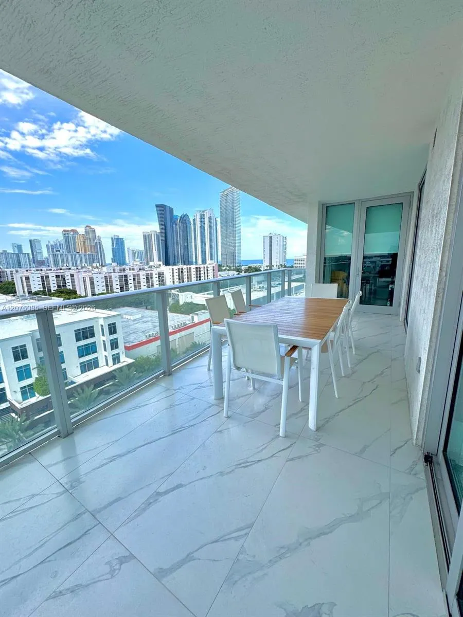 330 Sunny Isles Blvd #1001 Sunny Isles Beach, FL 33160