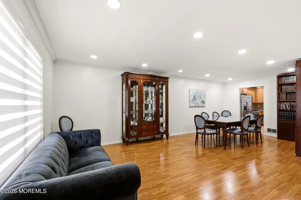 451 Rose Court Lakewood, NJ 08701