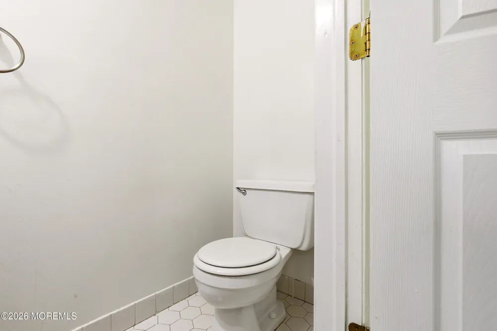451 Rose Court Lakewood, NJ 08701