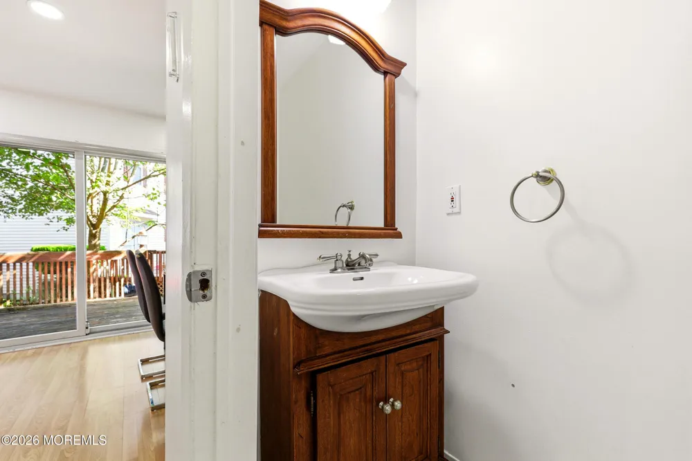 451 Rose Court Lakewood, NJ 08701