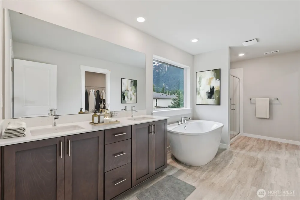 587 SE 12th Place #22 North Bend, WA 98045