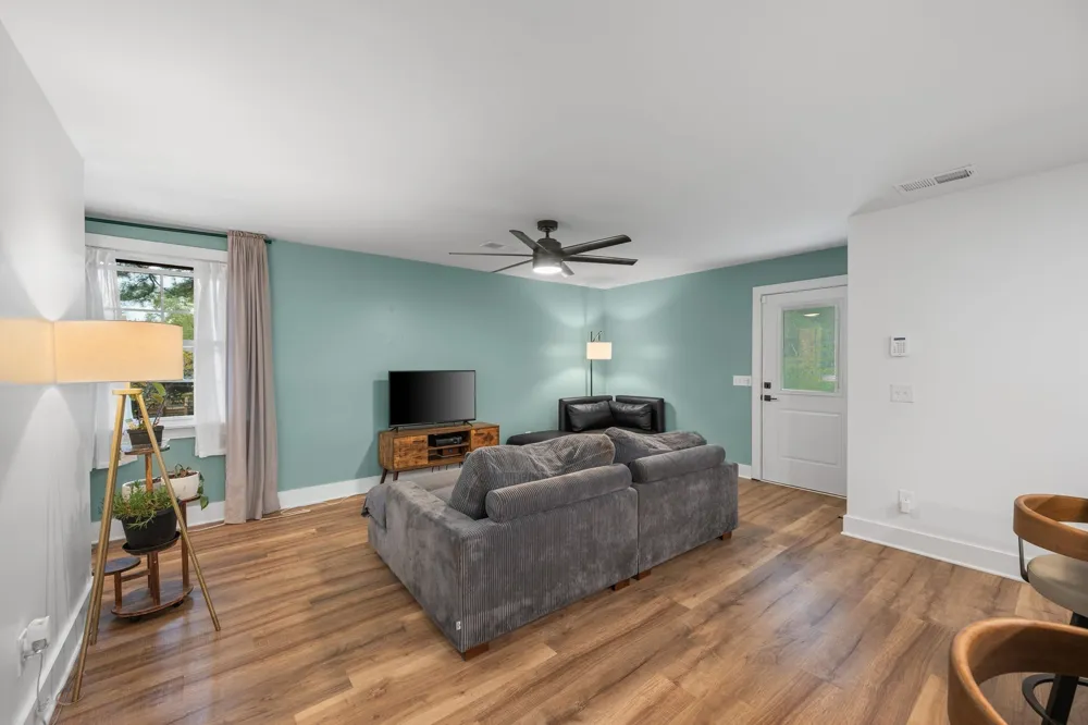 814 Wilson Pike Brentwood, TN 37027