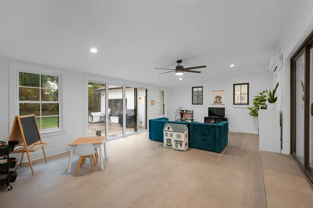 814 Wilson Pike Brentwood, TN 37027