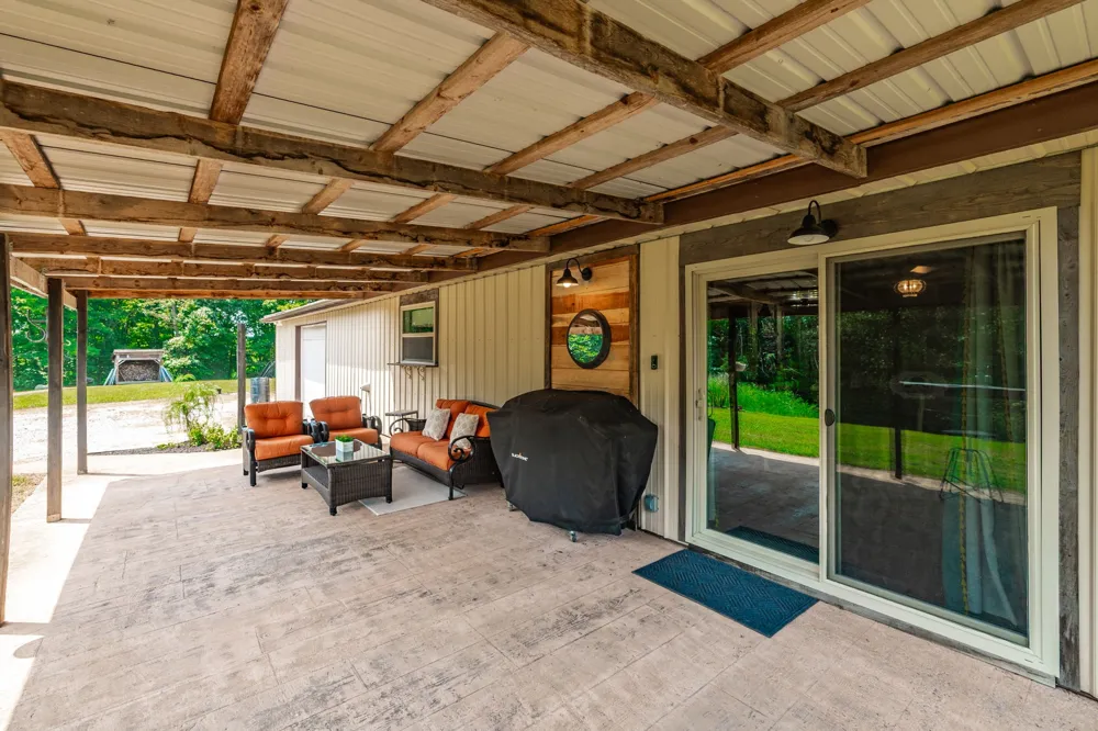 2313 Little Bartons Creek Rd Cumberland Furnace, TN 37051