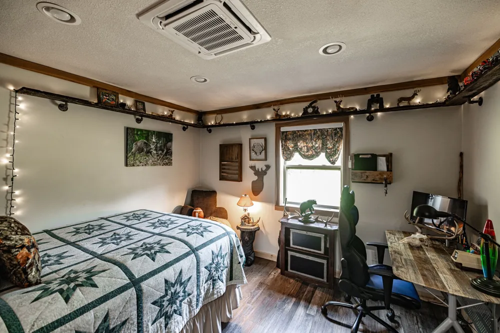 2313 Little Bartons Creek Rd Cumberland Furnace, TN 37051