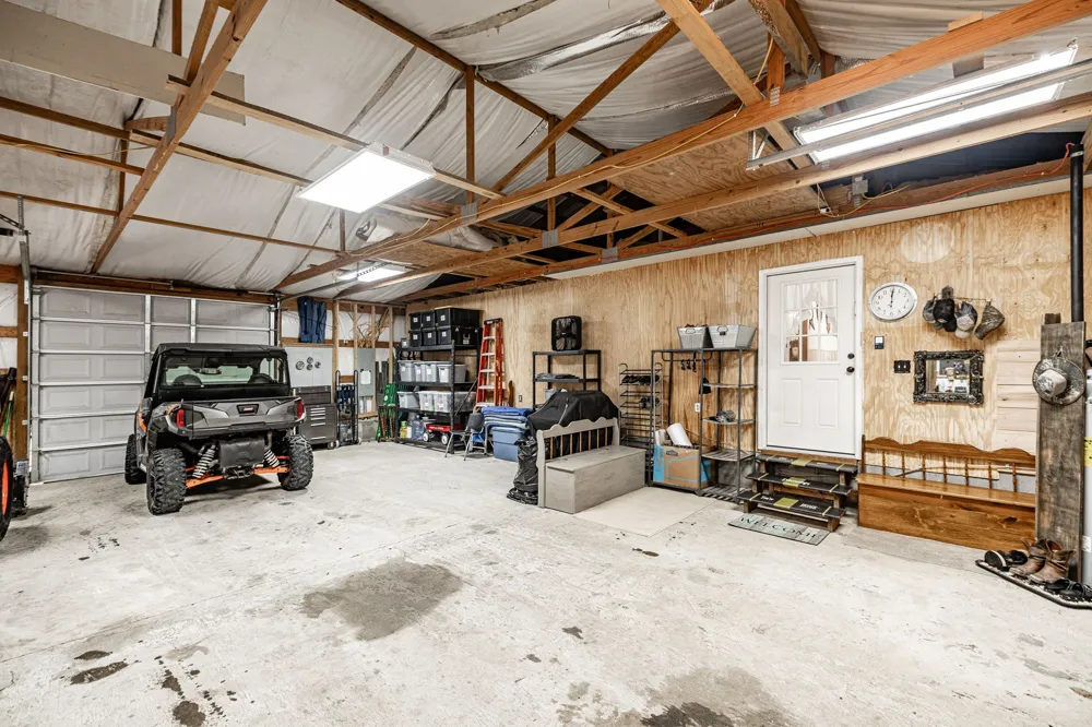 2313 Little Bartons Creek Rd Cumberland Furnace, TN 37051