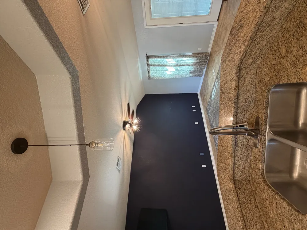 484 Cordova Loop Seguin, TX 78155