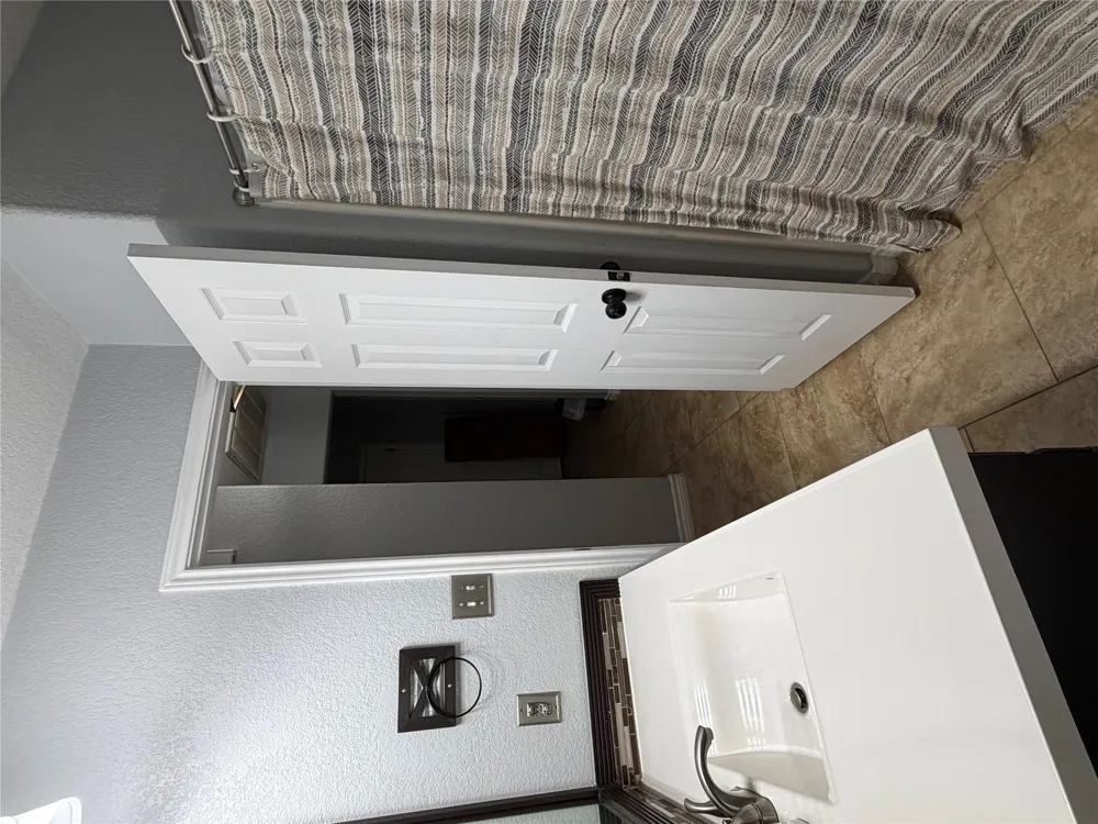 484 Cordova Loop Seguin, TX 78155
