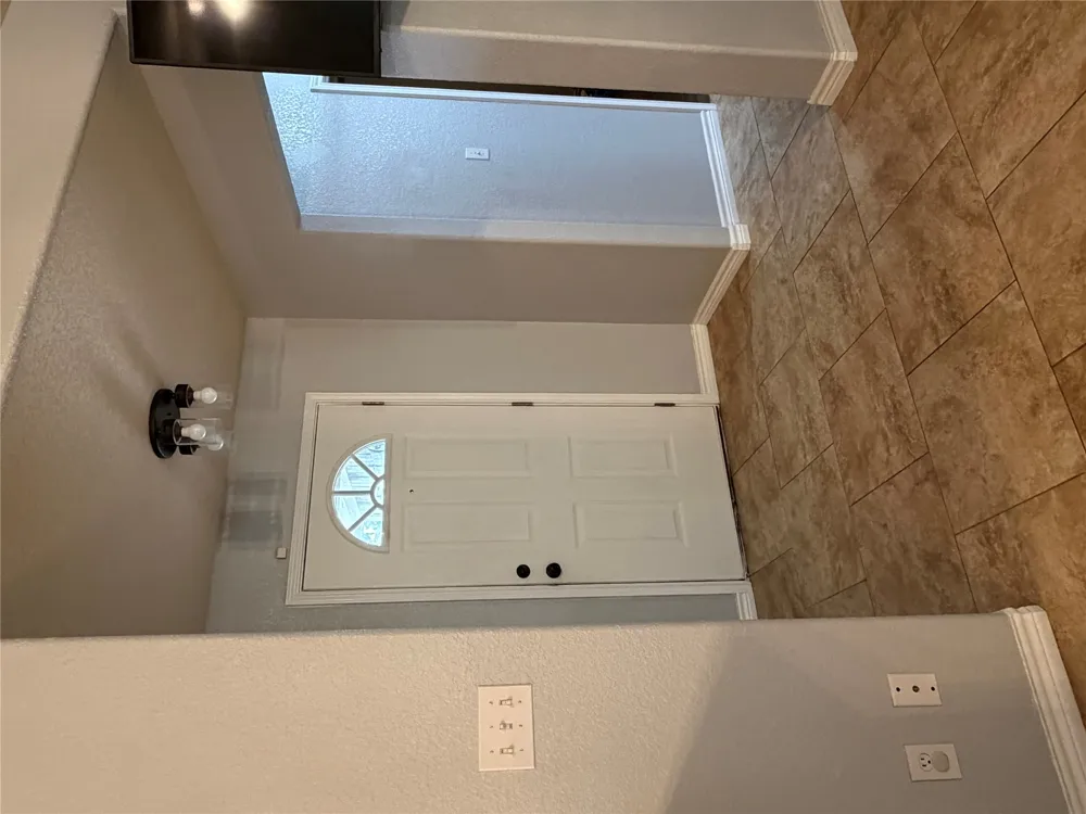 484 Cordova Loop Seguin, TX 78155