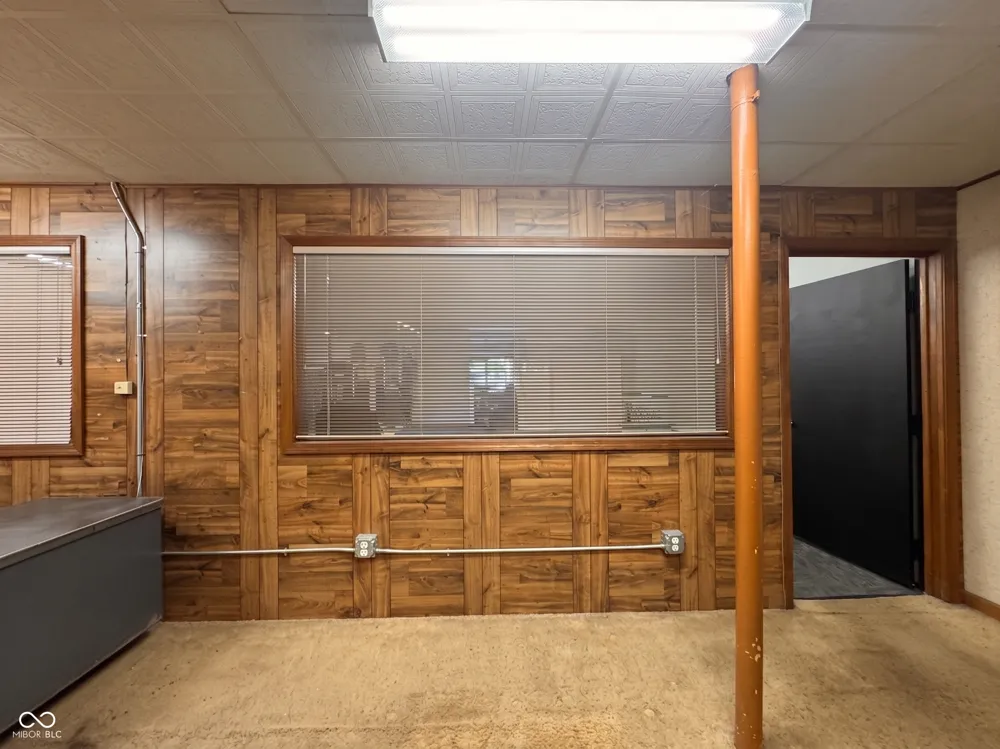 2113 S Memorial Drive New Castle, IN 47362