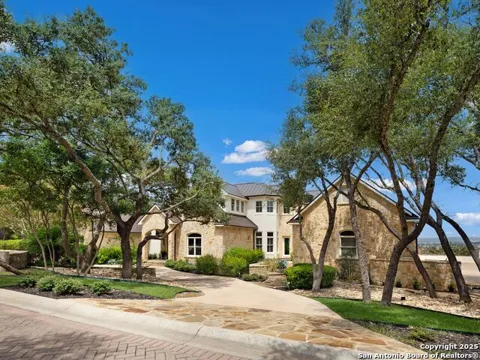 7 Davenport Lane