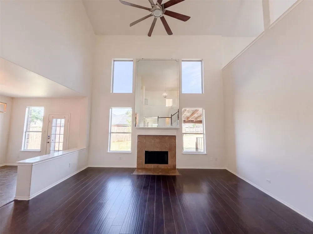 1402 Stone Oak Court Cedar Hill, TX 75104