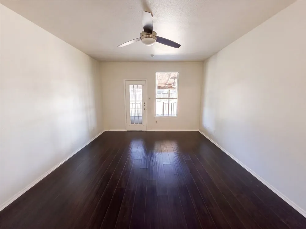 1402 Stone Oak Court Cedar Hill, TX 75104