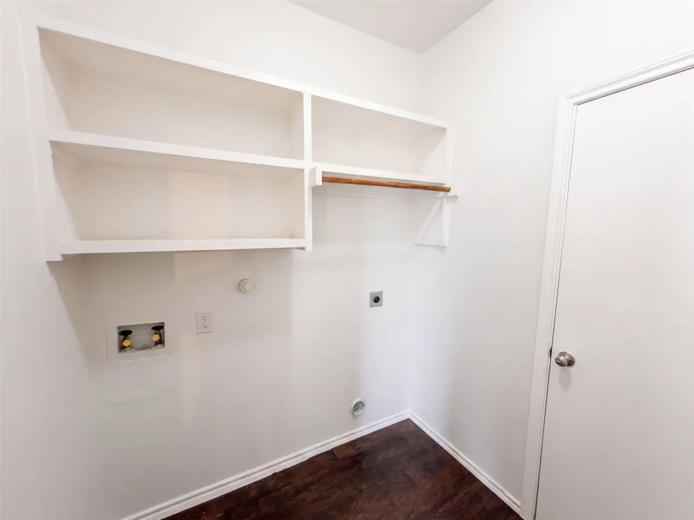 1402 Stone Oak Court Cedar Hill, TX 75104