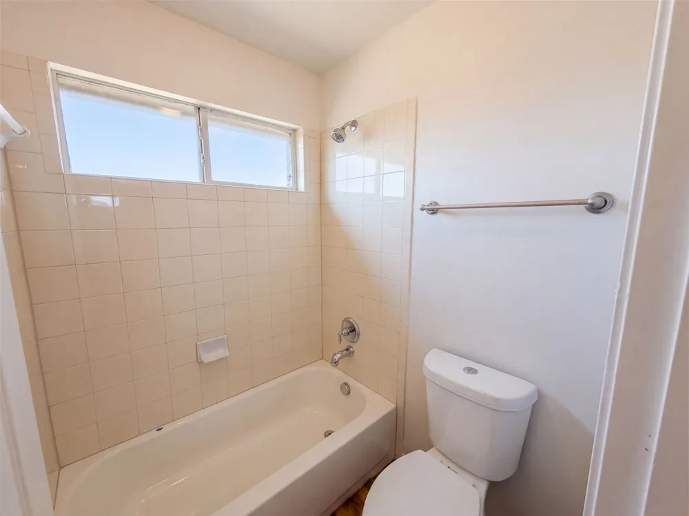 1402 Stone Oak Court Cedar Hill, TX 75104