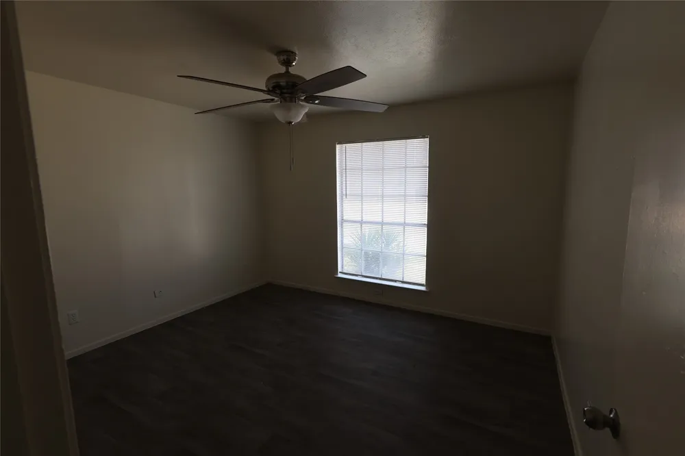 12888 MONTFORT #150 Dallas, TX 75000