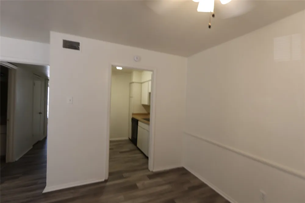 12888 MONTFORT #150 Dallas, TX 75000