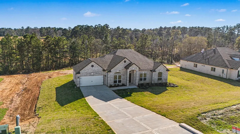 9602 Moss Rose Willis, TX 77378