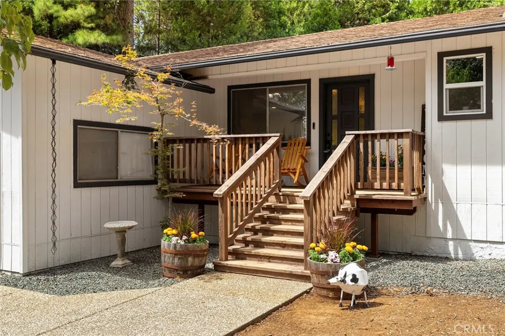 14043 Creston Road Magalia, CA 95954