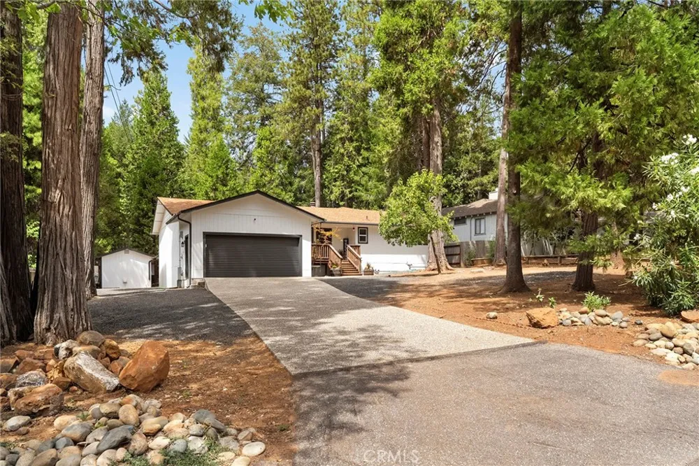 14043 Creston Road Magalia, CA 95954