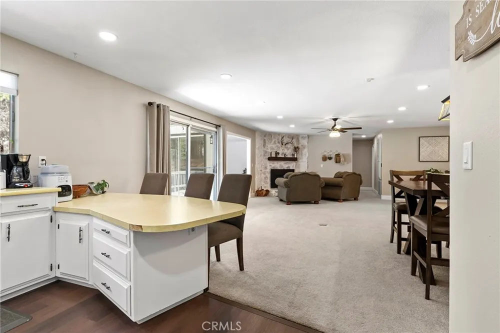 14043 Creston Road Magalia, CA 95954