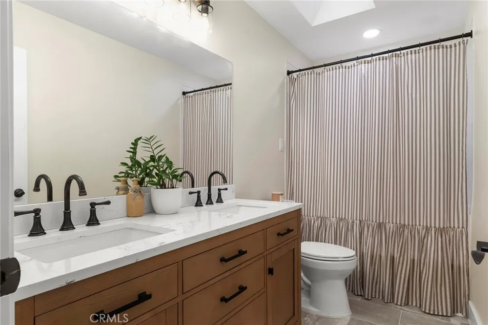 14043 Creston Road Magalia, CA 95954