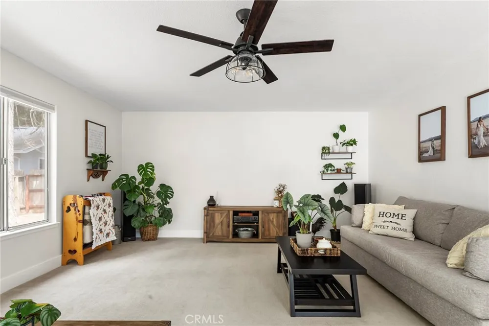 14043 Creston Road Magalia, CA 95954