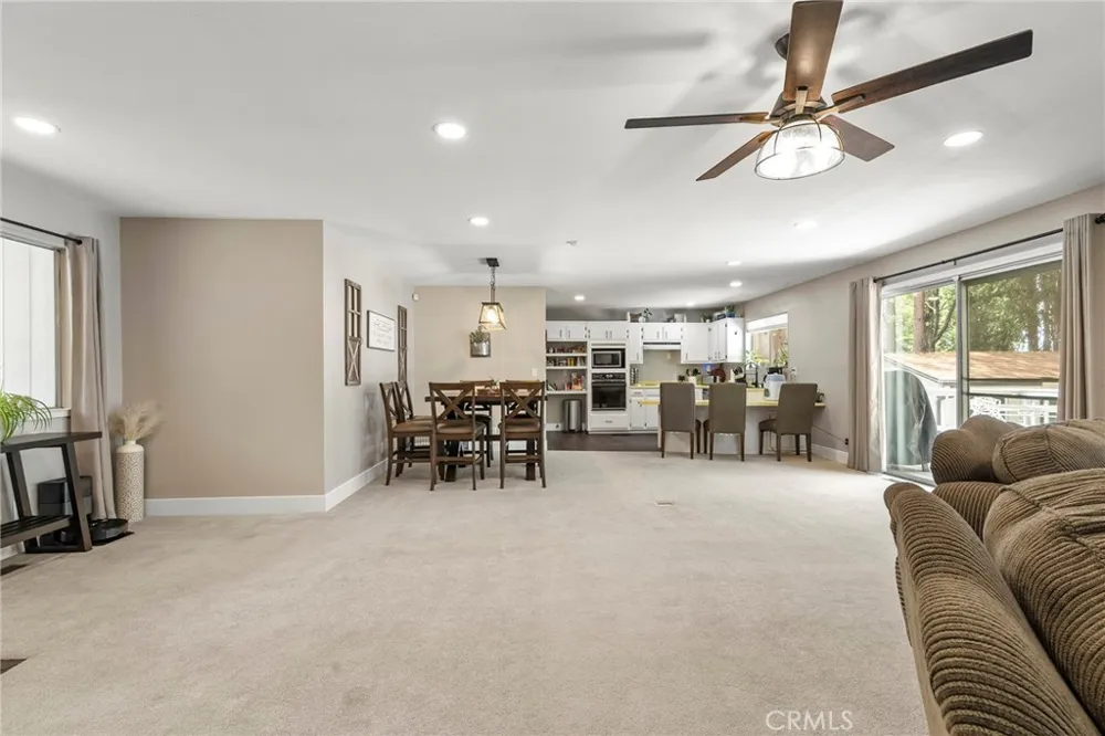 14043 Creston Road Magalia, CA 95954