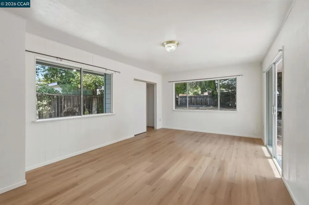 3712 Los Flores Ave Concord, CA 94519