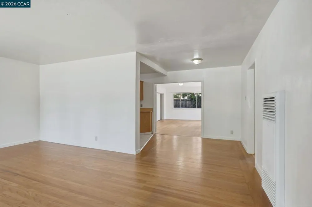 3712 Los Flores Ave Concord, CA 94519