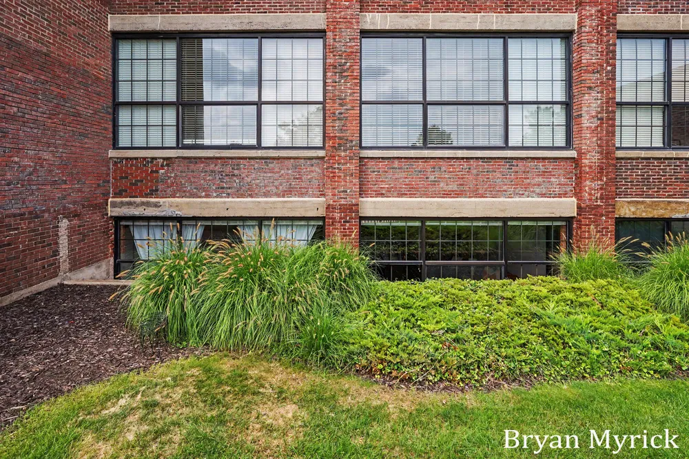 533 Columbia Avenue #009 Holland, MI 49423