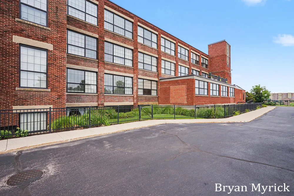 533 Columbia Avenue #009 Holland, MI 49423