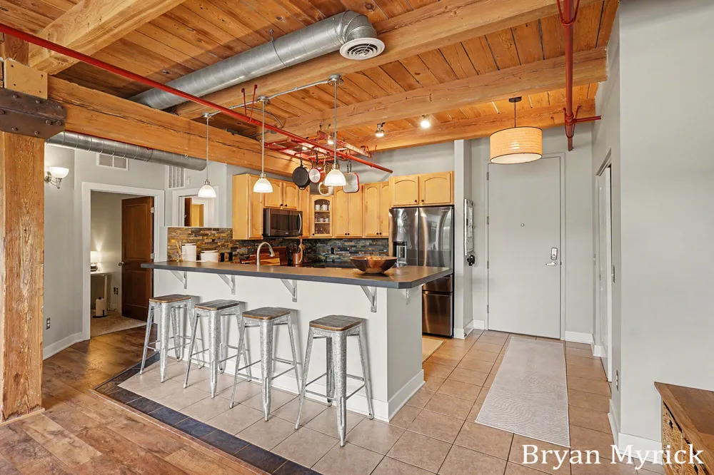 533 Columbia Avenue #009 Holland, MI 49423
