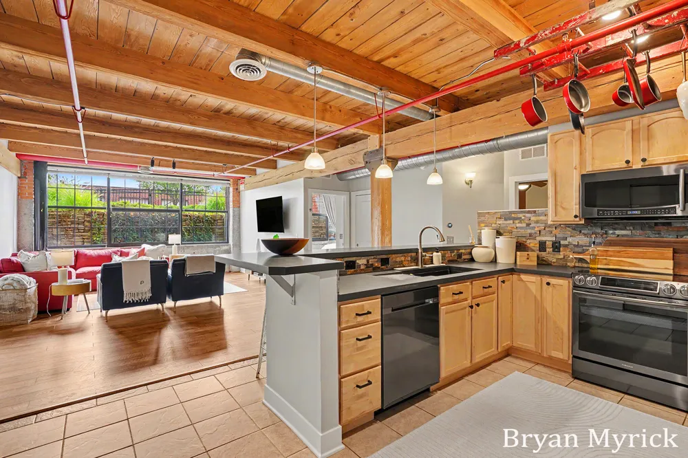 533 Columbia Avenue #009 Holland, MI 49423