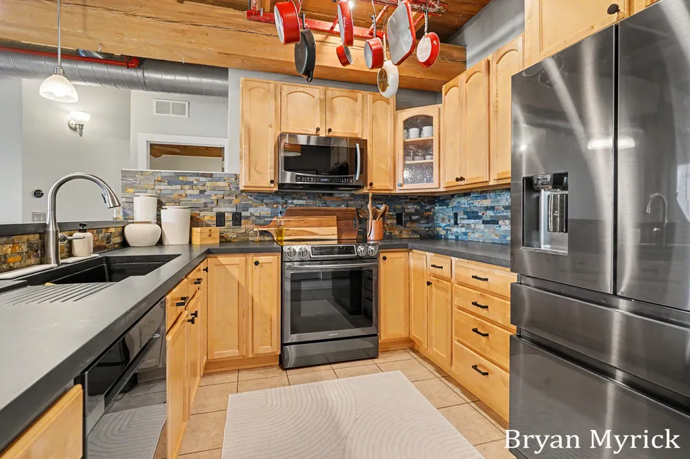 533 Columbia Avenue #009 Holland, MI 49423