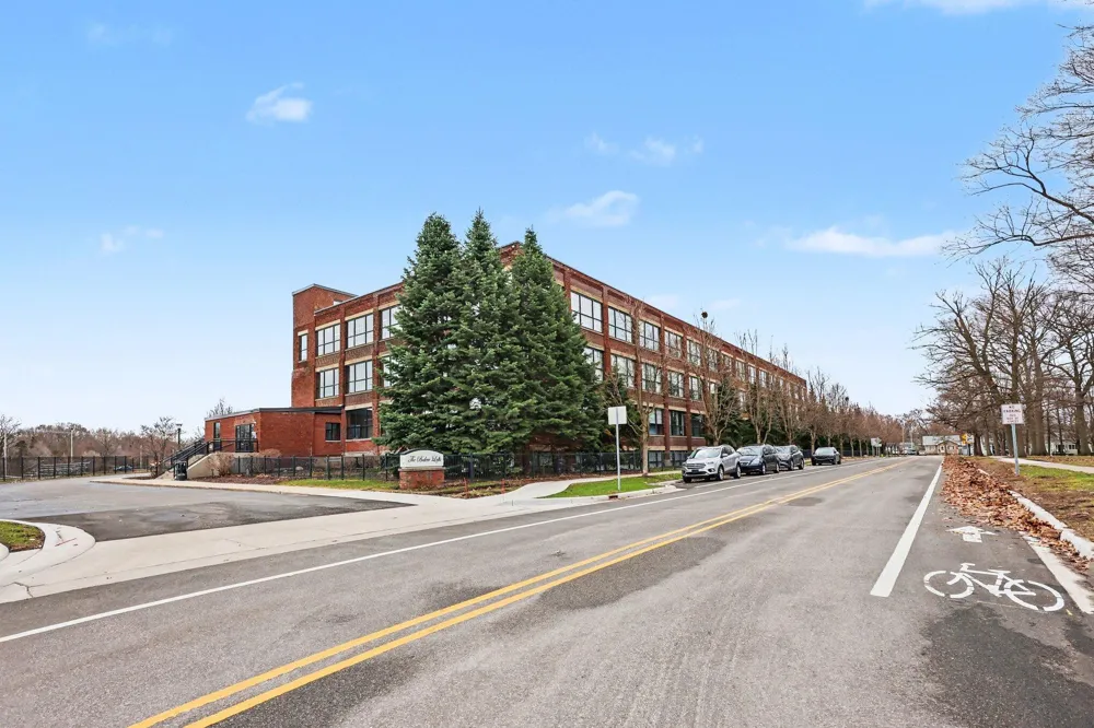 533 Columbia Avenue #009 Holland, MI 49423
