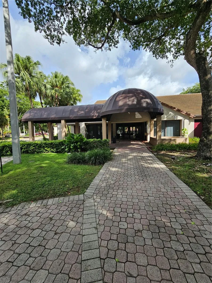 9077 SW 138th Pl #9077 Miami, FL 33186