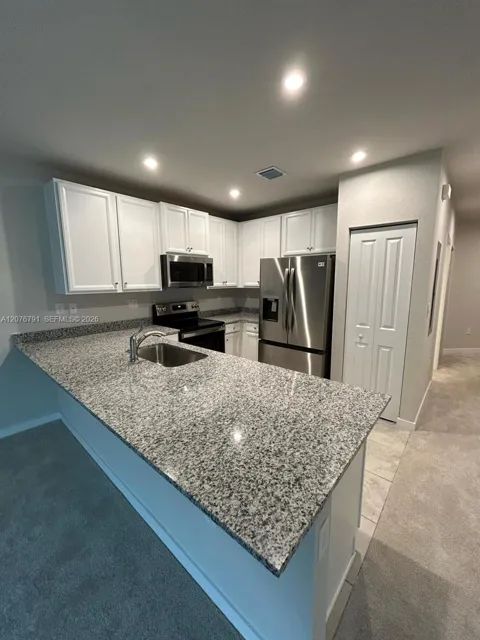 446 NW 11th Ave #446
