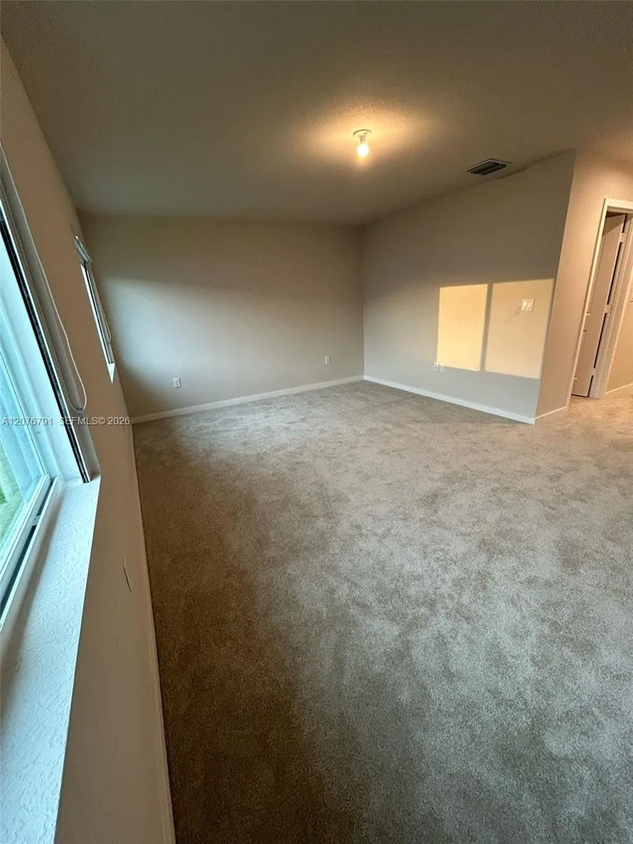 446 NW 11th Ave #446 Florida City, FL 33034