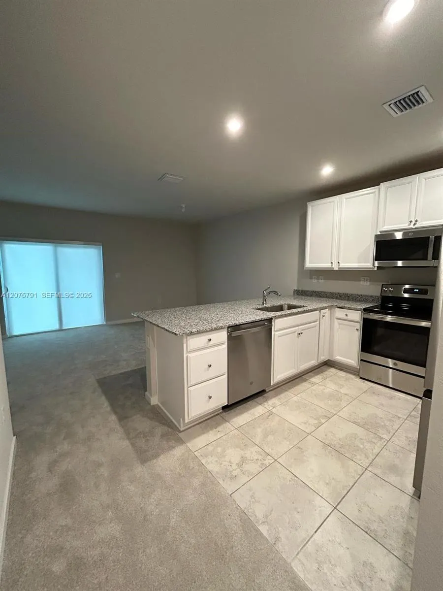 446 NW 11th Ave #446 Florida City, FL 33034