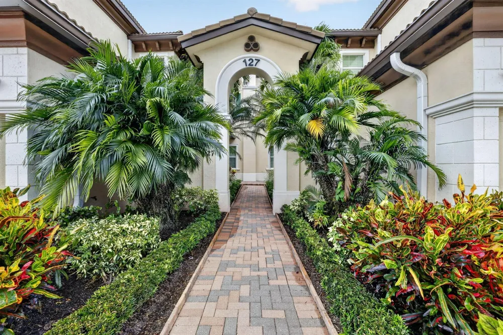 127 Tresana Boulevard #61 Jupiter, FL 33478