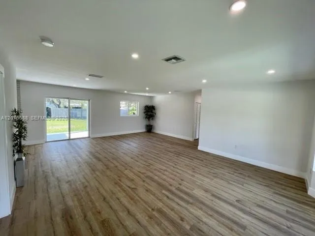 17051 SW 85th Ave Palmetto Bay, FL 33157