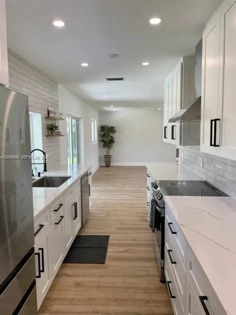 17051 SW 85th Ave Palmetto Bay, FL 33157