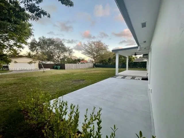 17051 SW 85th Ave Palmetto Bay, FL 33157