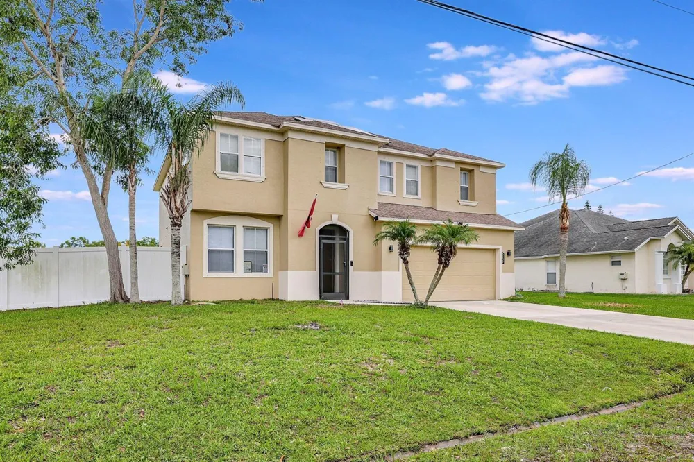 6509 NW OMEGA ROAD Port St. Lucie, FL 34983