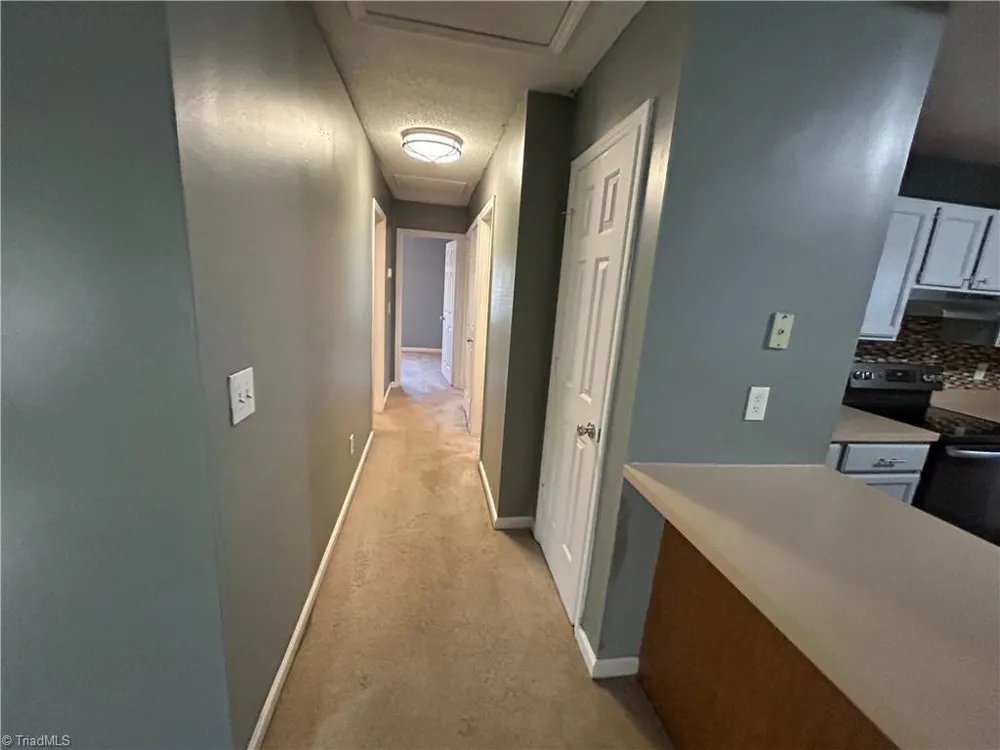 1108 Raleigh Court High Point, NC 27262